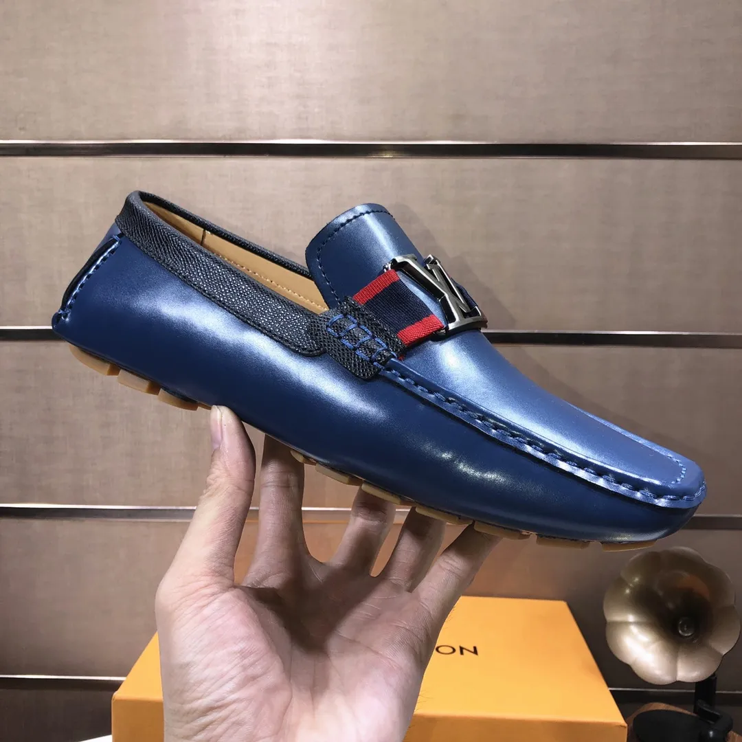 Men's men's shoes 💰420💰 [LV Doudou shoes] (water-dyed cowhide lining) new model is on the market, available on the official website. The new Doudou shoes are processed into single-color materials, and the uppers are made of imported cowhide material. The body of the shoe is fully hemmed with mark thread, and is lined with imported original cowhide leather. The elegant shoe shape is super suitable for all-matching, and the size is 38-44.